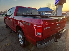 Used 2015  Ford F-150 4WD Supercrew XLT 5 1&sol;2 at City Wide Auto Credit near Toledo&comma; OH