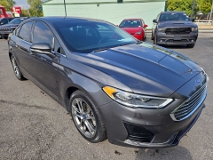 Used 2020  Ford Fusion 4d Sedan FWD SEL at City Wide Auto Credit near Toledo, OH
