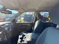 Used 2016  Ram 1500 4WD Crew Cab SLT at City Wide Auto Credit near Toledo&comma; OH