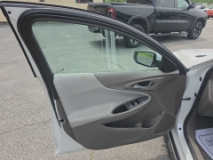 Used 2017  Chevrolet Malibu 4d Sedan LT at City Wide Auto Credit near Toledo&comma; OH