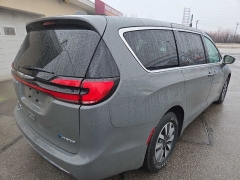 Used 2022  Chrysler Pacifica Hybrid Touring L FWD at City Wide Auto Credit near Toledo&comma; OH