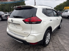 Used 2017  Nissan Rogue 4d SUV AWD SV at City Wide Auto Credit near Toledo&comma; OH