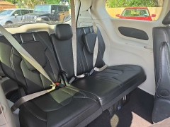 Used 2024  Chrysler Pacifica Hybrid Select FWD at City Wide Auto Credit near Toledo&comma; OH