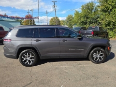 Used 2024  Jeep Grand Cherokee L Limited 4x4 at City Wide Auto Credit near Toledo, OH