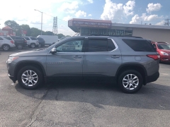 Used 2019  Chevrolet Traverse 4d SUV AWD LT Cloth w/1LT at City Wide Auto Credit near Toledo, OH