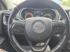 Used 2020  Jeep Cherokee 4d SUV 4WD Trailhawk 2&period;0L Turbo at City Wide Auto Credit near Toledo&comma; OH