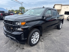 Used 2020  Chevrolet Silverado 1500 4WD Crew Cab Custom at City Wide Auto Credit near Toledo&comma; OH