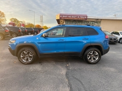 Used 2020  Jeep Cherokee 4d SUV 4WD Trailhawk Elite 3.2L at City Wide Auto Credit near Toledo, OH