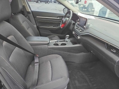 Used 2019  Nissan Altima 4d Sedan AWD 2&period;5L SV at City Wide Auto Credit near Toledo&comma; OH