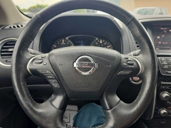 Used 2019  Nissan Pathfinder 4d SUV 4WD SV at City Wide Auto Credit near Toledo&comma; OH
