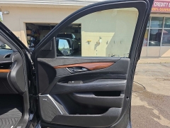 Used 2018  Cadillac Escalade 4d SUV 4WD Luxury at City Wide Auto Credit near Toledo&comma; OH
