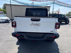Used 2020  Jeep Gladiator Crew Cab Overland at City Wide Auto Credit near Toledo&comma; OH