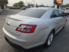 Used 2017  Ford Taurus 4d Sedan FWD SE V6 at City Wide Auto Credit near Toledo&comma; OH