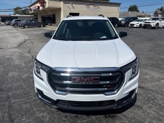 Used 2024  GMC Terrain AWD 4dr AT4 at City Wide Auto Credit near Toledo&comma; OH