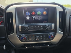 Used 2015  GMC Sierra 1500 4WD Crew Cab SLE at City Wide Auto Credit near Toledo&comma; OH