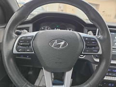 Used 2019  Hyundai Sonata 4d Sedan Limited 2&period;4L at City Wide Auto Credit near Toledo&comma; OH