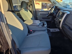 Used 2016  Ram 1500 4WD Crew Cab Big Horn at City Wide Auto Credit near Toledo&comma; OH