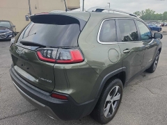 Used 2019  Jeep Cherokee 4d SUV 4WD Limited 2&period;0L Turbo at City Wide Auto Credit near Toledo&comma; OH