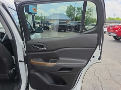 Used 2022  GMC Acadia FWD 4dr SLE at City Wide Auto Credit near Toledo&comma; OH