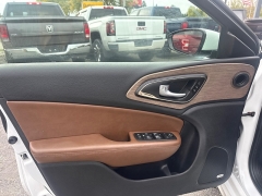 Used 2016  Chrysler 200 4d Sedan C V6 at City Wide Auto Credit near Toledo&comma; OH