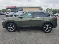 Used 2019  Jeep Cherokee 4d SUV 4WD Limited 2&period;0L Turbo at City Wide Auto Credit near Toledo&comma; OH