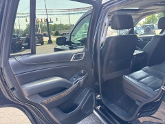 Used 2018  GMC Yukon 4d SUV 4WD Denali at City Wide Auto Credit near Toledo&comma; OH