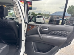 Used 2018  INFINITI QX80 4d SUV AWD at City Wide Auto Credit near Toledo&comma; OH