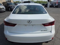 Used 2014  Lexus IS 350 4dr Sdn RWD at City Wide Auto Credit near Toledo&comma; OH