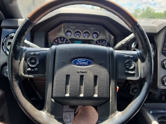 Used 2015  Ford Super Duty F-350 4WD Crew Cab Lariat SRW Longbed at City Wide Auto Credit near Toledo&comma; OH