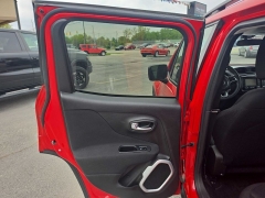 Used 2019  Jeep Renegade 4d SUV 4WD Sport at City Wide Auto Credit near Toledo&comma; OH