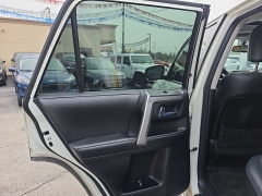 Used 2015  Toyota 4Runner 4d SUV 4WD Limited at City Wide Auto Credit near Toledo&comma; OH