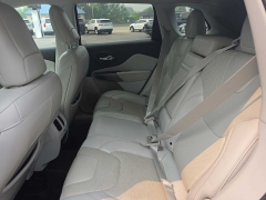 Used 2019  Jeep Cherokee 4d SUV 4WD Limited 3&period;2L at City Wide Auto Credit near Toledo&comma; OH