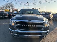 Used 2019  Ram 1500 4WD Crew Cab Big Horn&sol;Lone Star at City Wide Auto Credit near Toledo&comma; OH