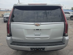 Used 2019  Cadillac Escalade 4d SUV 4WD Platinum at City Wide Auto Credit near Toledo&comma; OH