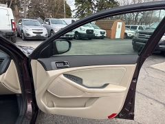 Used 2013  Kia Optima 4d Sedan LX at City Wide Auto Credit near Toledo&comma; OH