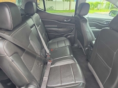 Used 2020  GMC Acadia 4d SUV AWD SLT I4 at City Wide Auto Credit near Toledo&comma; OH