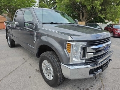Used 2018  Ford Super Duty F-250 4WD Crew Cab XLT at City Wide Auto Credit near Toledo&comma; OH