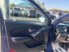 Used 2013  Hyundai Tucson 4d SUV AWD GLS at City Wide Auto Credit near Toledo, OH