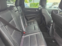 Used 2019  Jeep Grand Cherokee 4d SUV 4WD Overland V6 at City Wide Auto Credit near Toledo&comma; OH