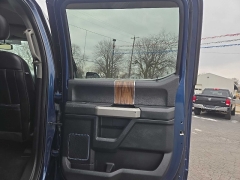 Used 2018  Ford F-150 4WD SuperCrew Lariat 5 1&sol;2 at City Wide Auto Credit near Toledo&comma; OH