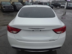 Used 2016  Chrysler 200 4d Sedan C V6 at City Wide Auto Credit near Toledo&comma; OH