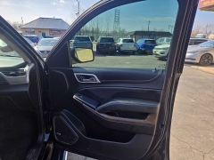 Used 2018  GMC Yukon 4d SUV 4WD Denali at City Wide Auto Credit near Toledo&comma; OH