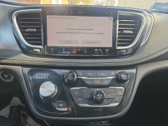 Used 2024  Chrysler Pacifica Touring FWD at City Wide Auto Credit near Toledo&comma; OH