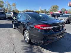 Used 2018  Ford Fusion 4d Sedan SE 2.5L at City Wide Auto Credit near Toledo, OH