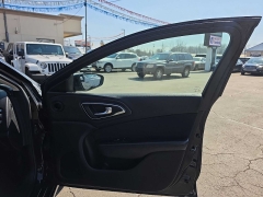 Used 2015  Chrysler 200 4d Sedan Limited I4 at City Wide Auto Credit near Toledo&comma; OH