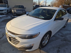 Used 2020  Chevrolet Malibu 4d Sedan LS w&sol;1FL at City Wide Auto Credit near Toledo&comma; OH