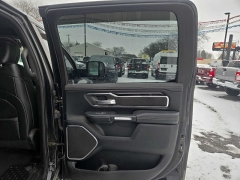 Used 2019  Ram 1500 4WD Crew Cab Laramie at City Wide Auto Credit near Toledo&comma; OH