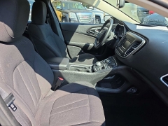 Used 2015  Chrysler 200 4d Sedan Limited I4 at City Wide Auto Credit near Toledo&comma; OH