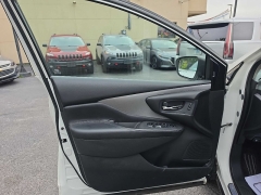 Used 2019  Nissan Murano 4d SUV AWD Platinum at City Wide Auto Credit near Toledo&comma; OH