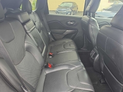 Used 2019  Jeep Cherokee 4d SUV 4WD Limited 2&period;0L Turbo at City Wide Auto Credit near Toledo&comma; OH